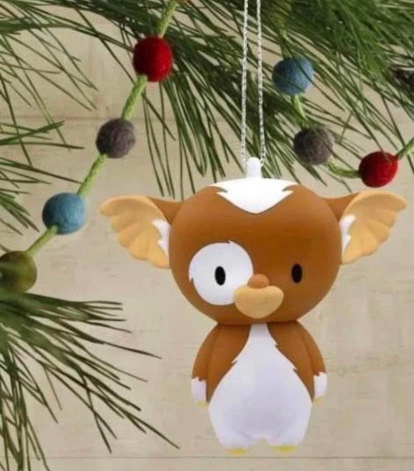 Hallmark Gizmo Gremlins Shatterproof Christmas Ornament - photo 5