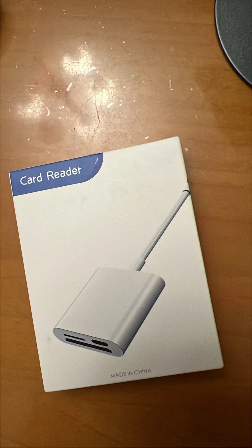 USB-C to SD/TF Card Reader Adapter - photo 4