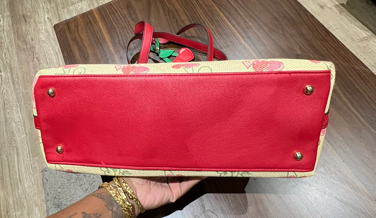 Juicy Couture Cherry Pop Item Tote Bag Cream & Pink - photo 4