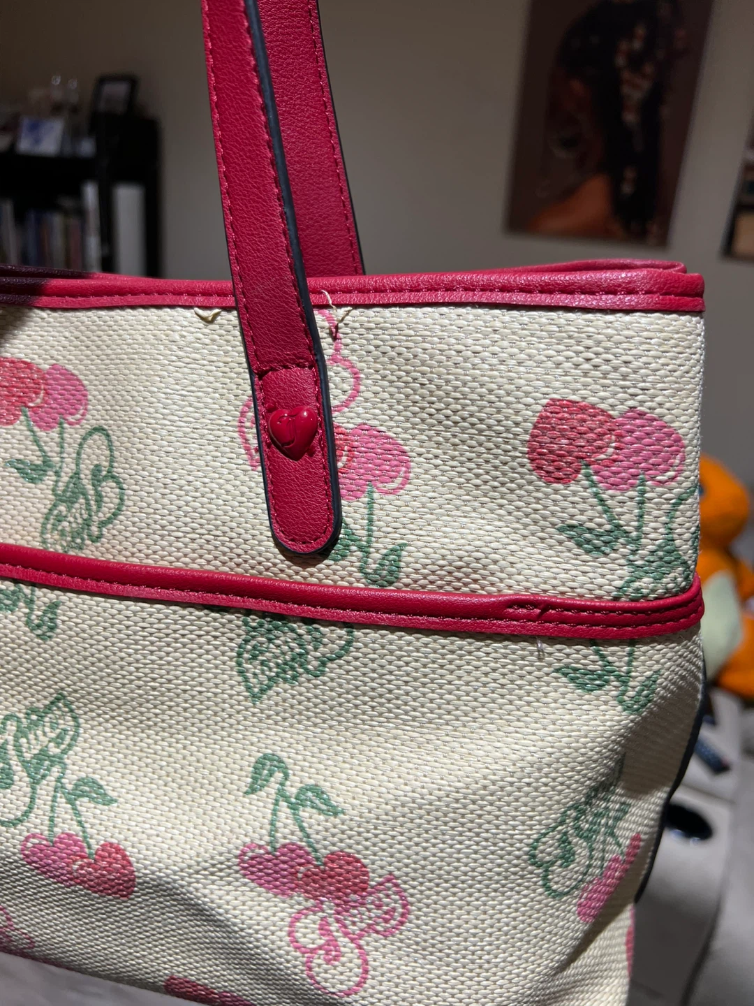 Juicy Couture Cherry Pop Item Tote Bag Cream & Pink - photo 5