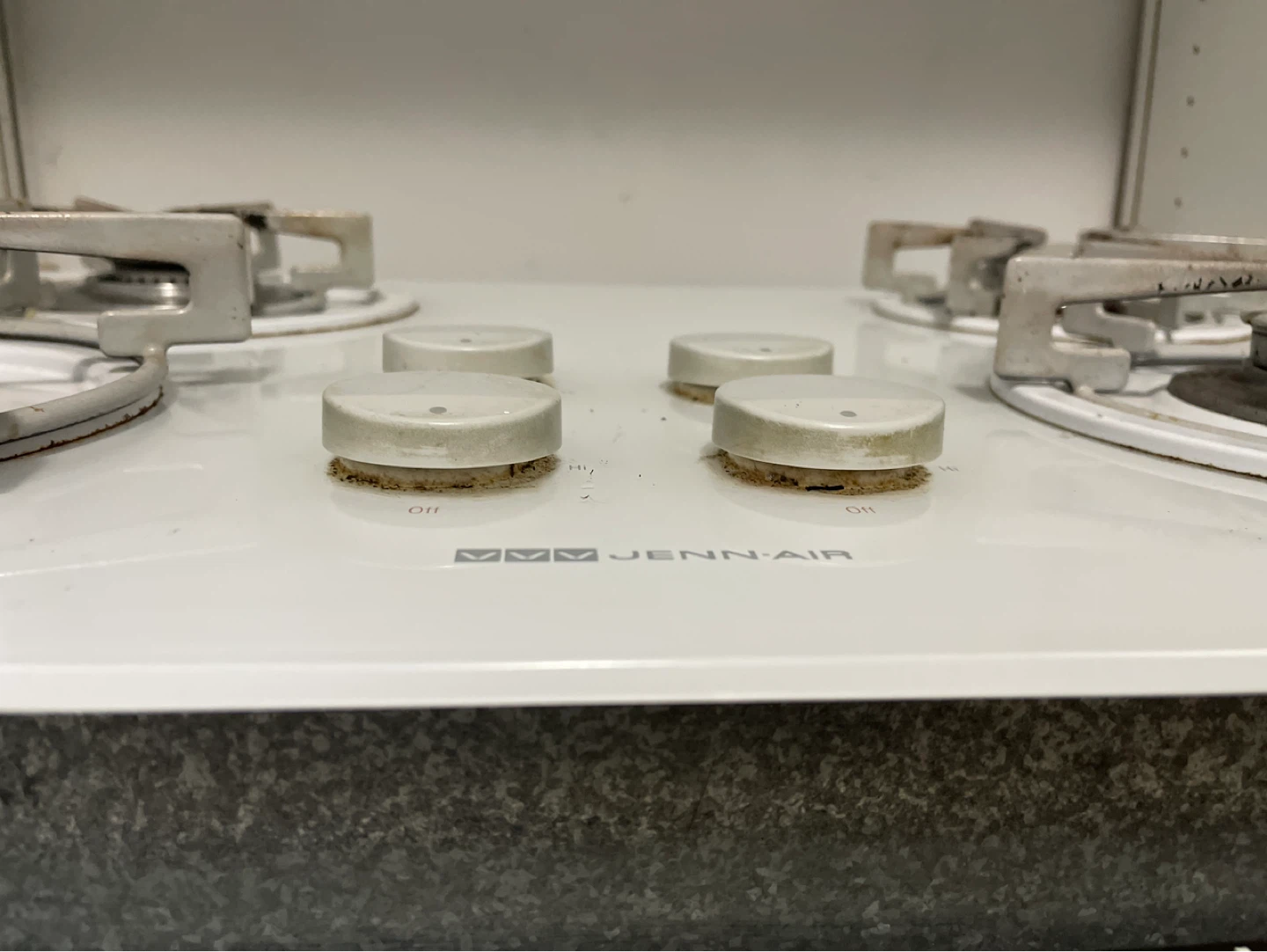 Jenn-Air White Gas Cooktop - photo 3