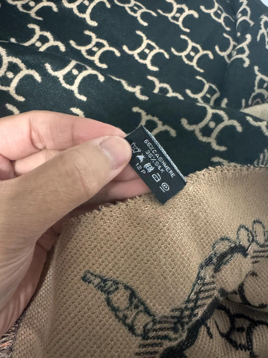Celine Monogram Scarf - photo 4