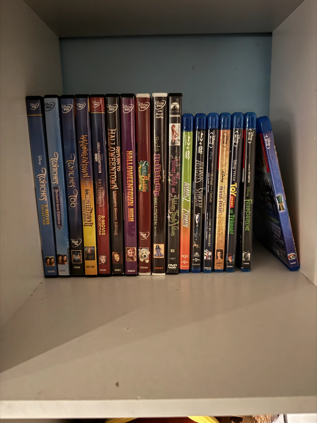 Collection of 16 Halloween Themed Movies