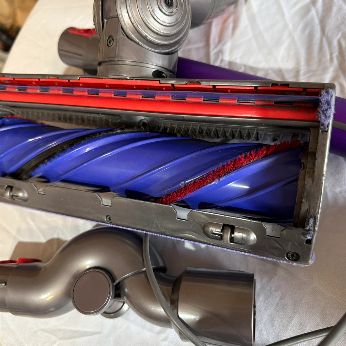 Dyson Cyclone V10 Animal+ Cordless Vacuum - photo 5