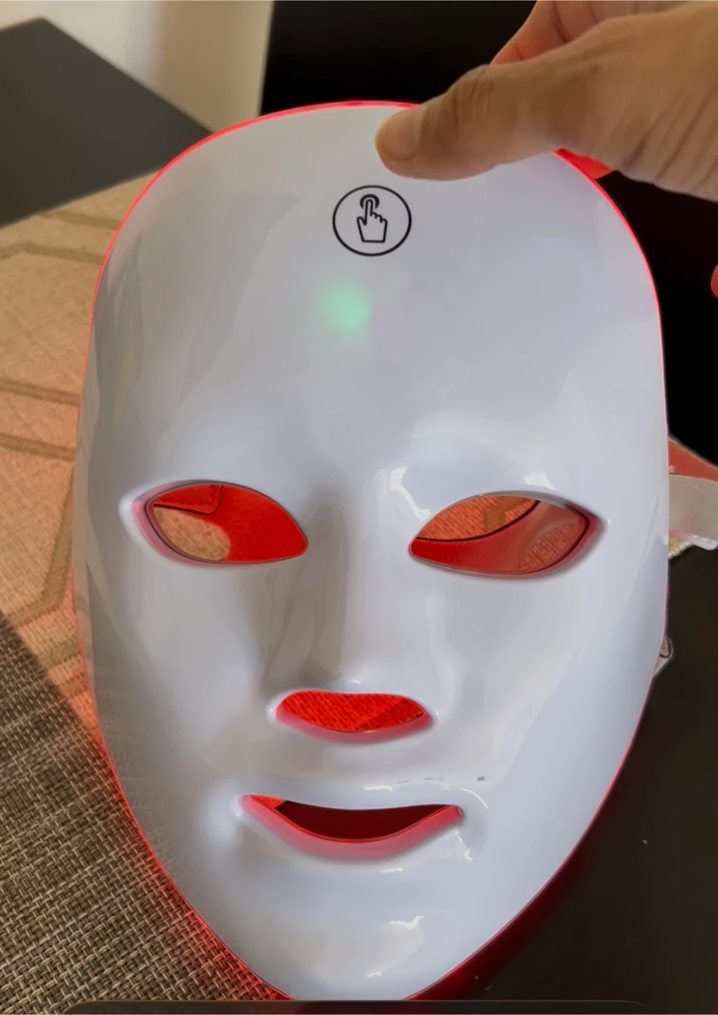 LED Light Therapy Face Mask