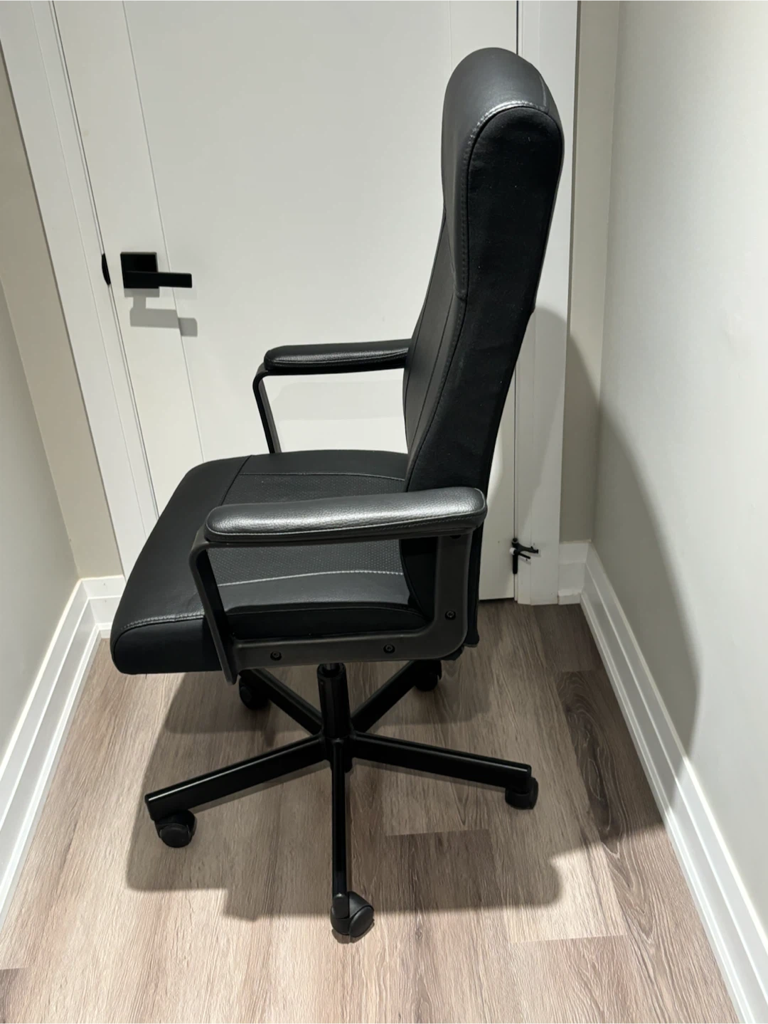IKEA Office Chair MILLBERGET - photo 5