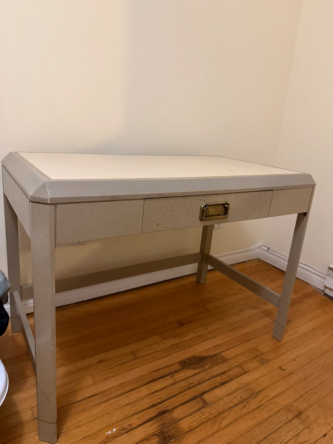 Vintage Style Writing Desk - photo 2