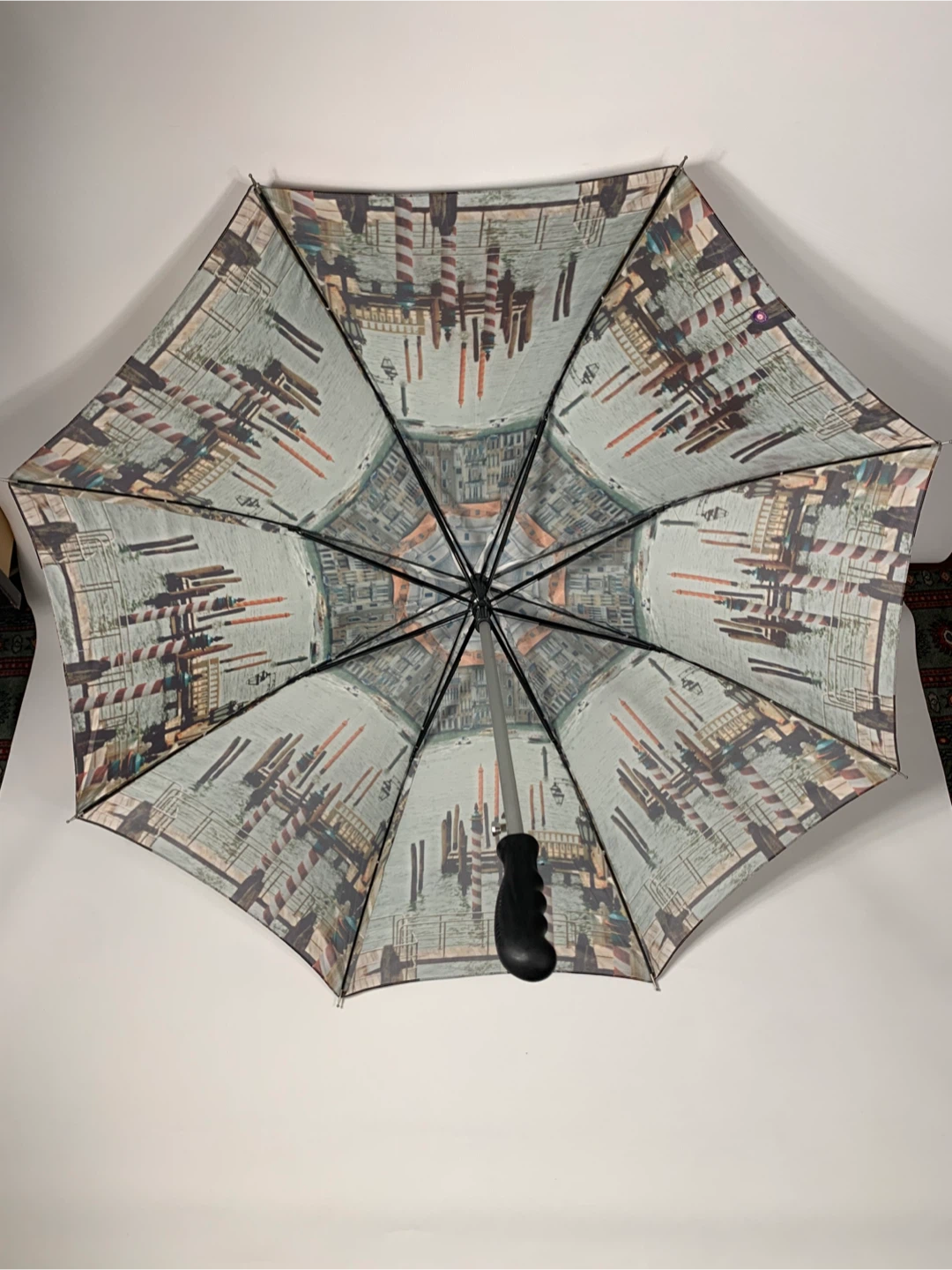 Venice Scene, “Kenneth Cole Black”   Umbrella - photo 2