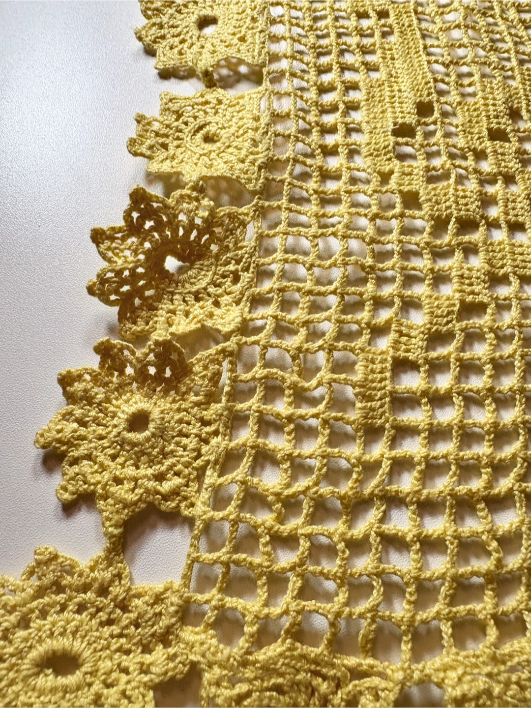 Vintage Yellow Crocheted Table Topper - photo 2