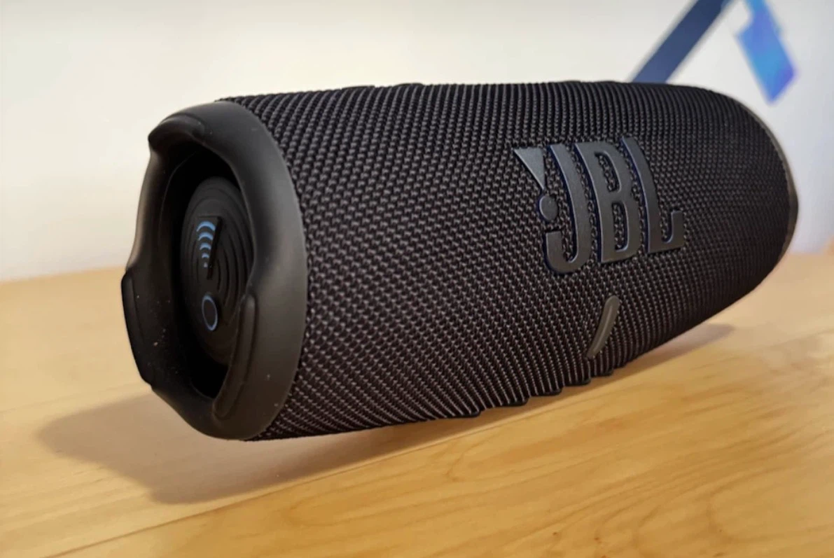 JBL Charge 5 Portable Bluetooth Speaker