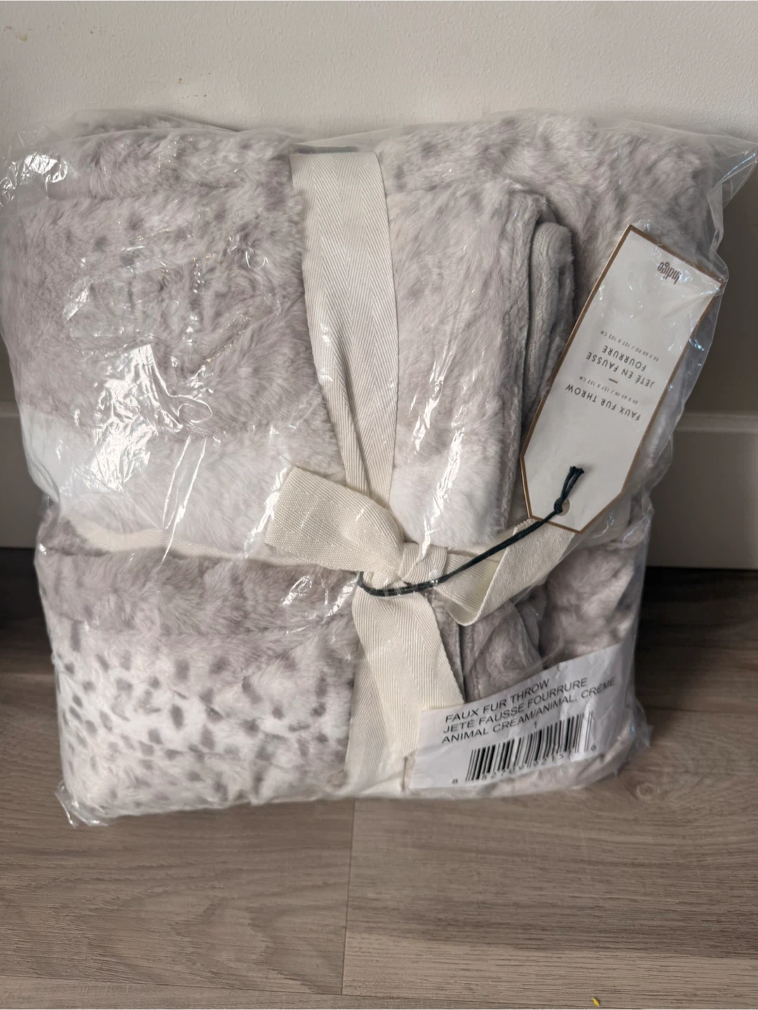 Indigo Faux Fur Throw - Animal Cream - photo 2