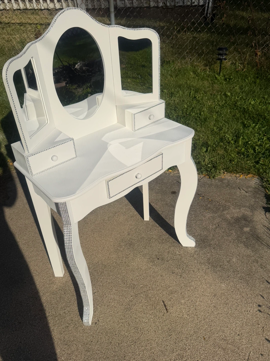 Kids white Vanity Table with Tri-Fold Mirror