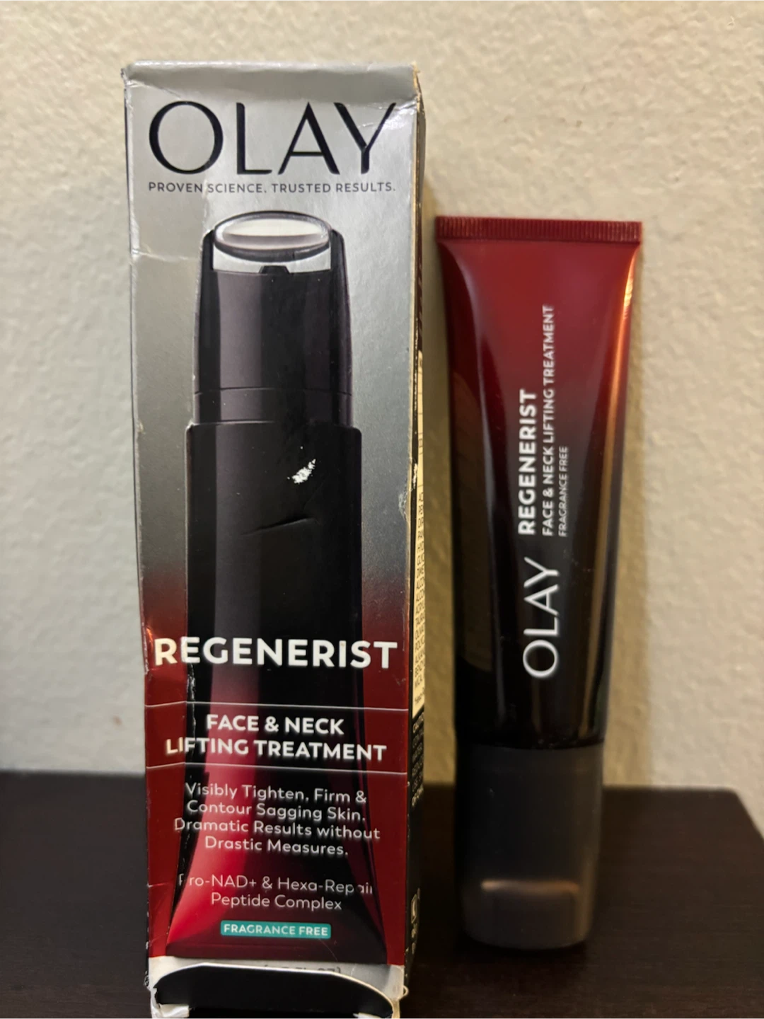 NEW-Olay Regenerist Face & Neck Lifting Treatment