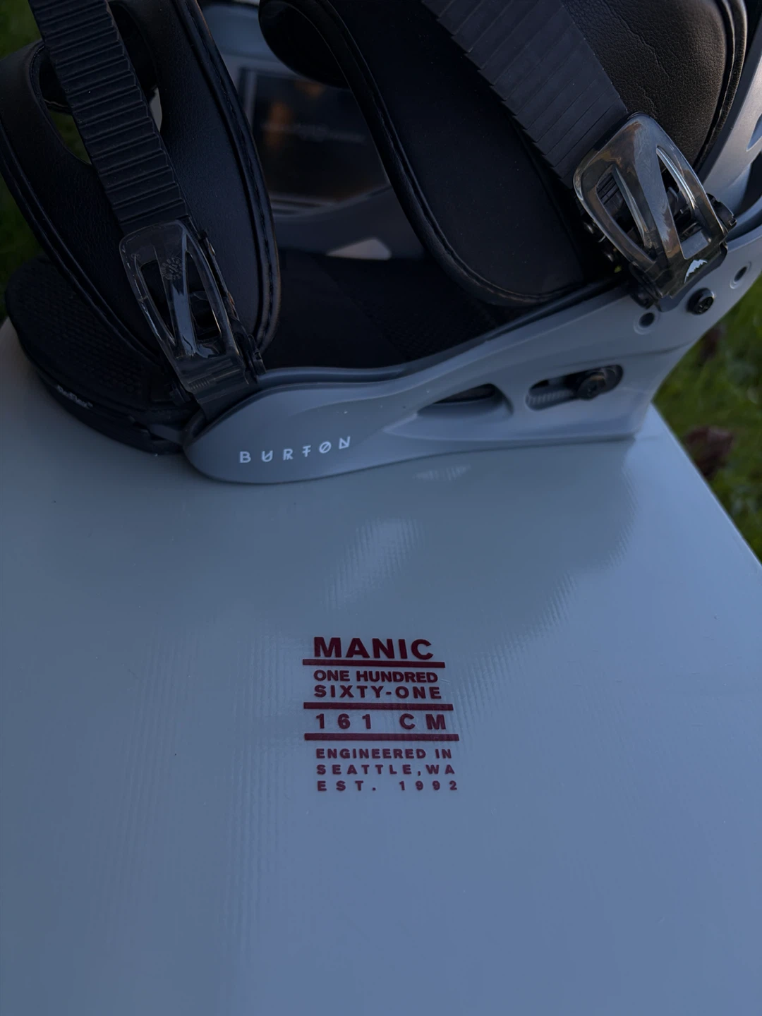 Ride Manic 161cm Snowboard with Burton Bindings - photo 3