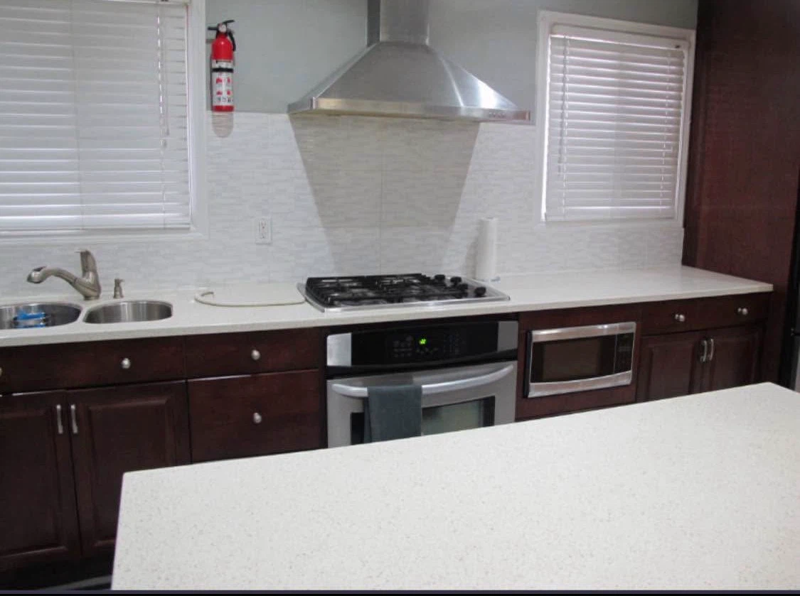 Fully Furnished 3 Bedrooms house near SQ-1 is for rent - photo 4