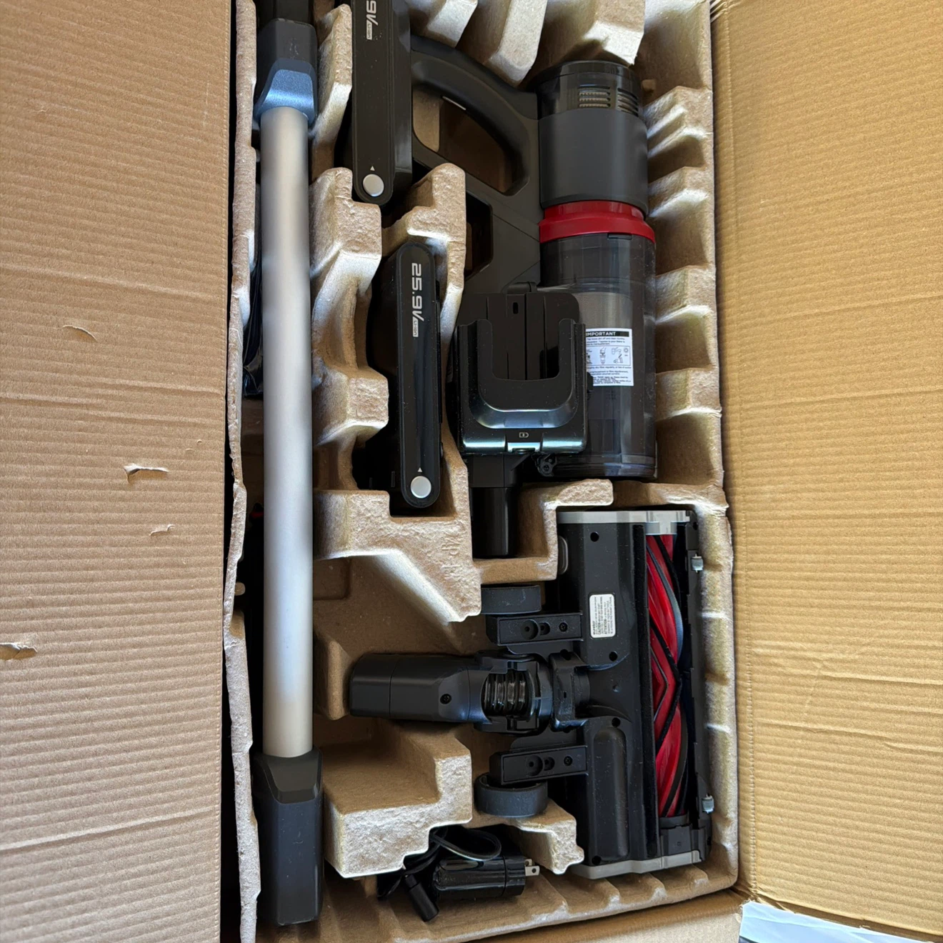 Eureka ReactiSense Cordless Vacuum - photo 4