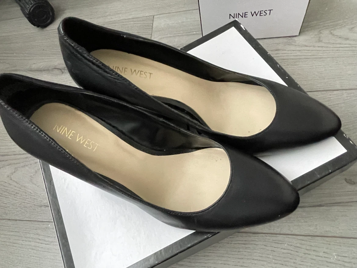 Nine West Black Wedge Shoes-size 7 - photo 2