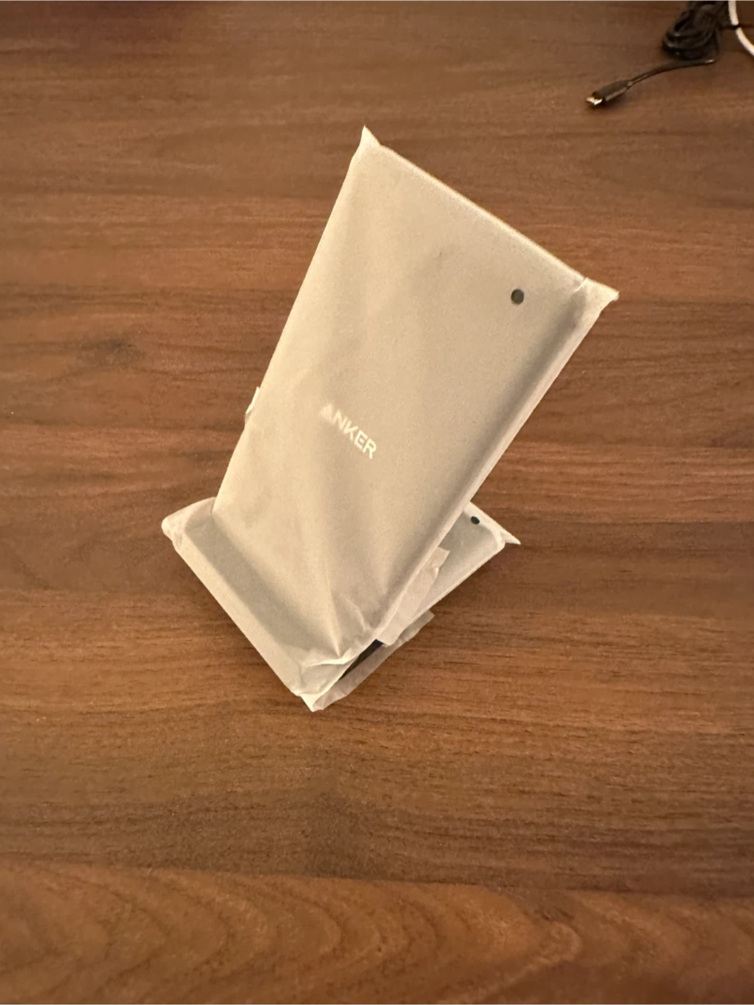 Anker Wireless Charging Stand - photo 2