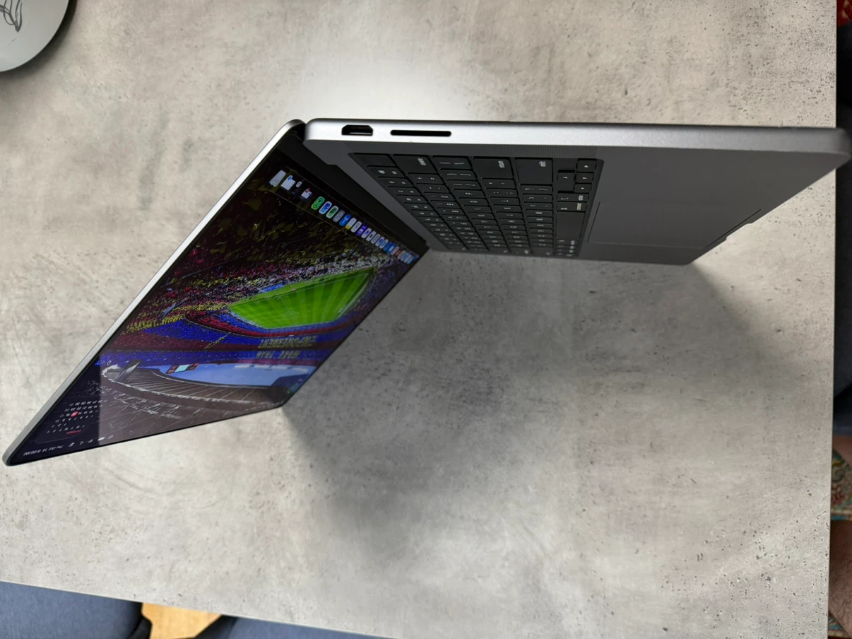 MacBook Pro 14” M3 (Late 2023) – 8GB RAM / 512GB SSD - photo 5