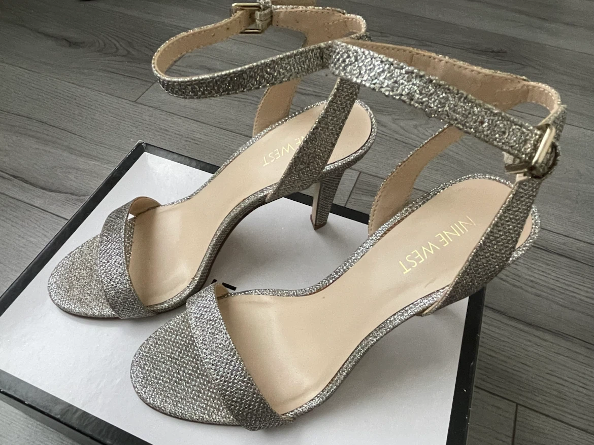 Nine West Silver Heels -  Size 7M - photo 2