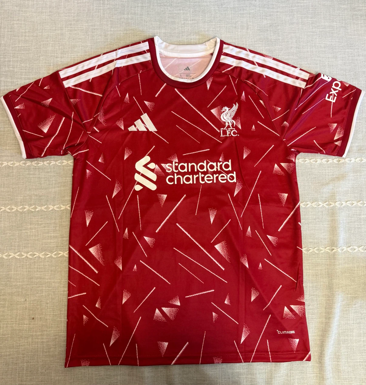 26/27 Liverpool Home Kit Men’s Size M - photo 3