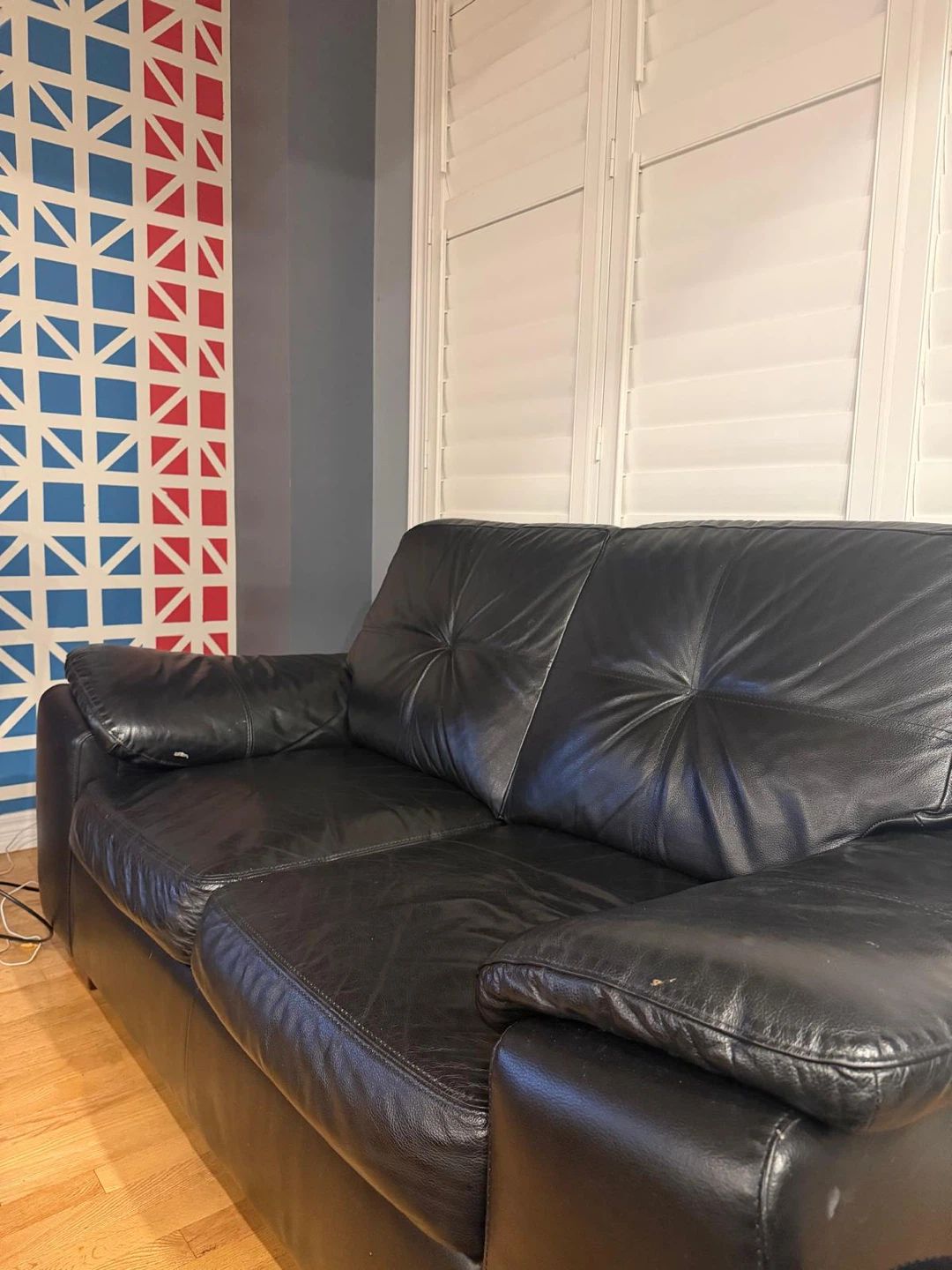 Black Leather Two-Seater Sofa - photo 2