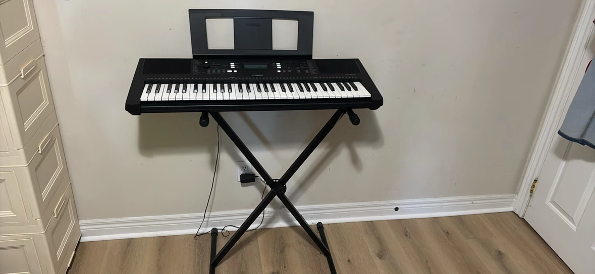 Yamaha PSR-E373 Digital Keyboard - photo 2