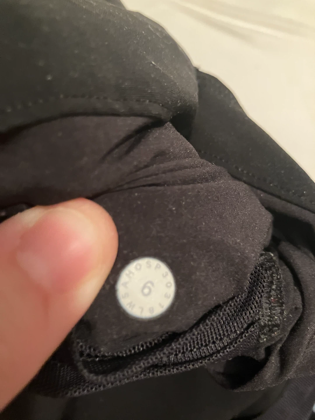 Lululemon Black pants Size 6 - photo 5