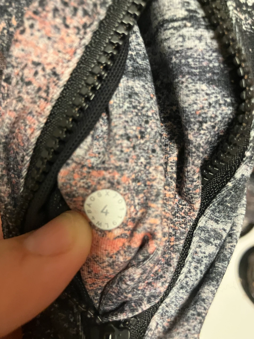 Lululemon Define Jacket Size 4 - photo 4
