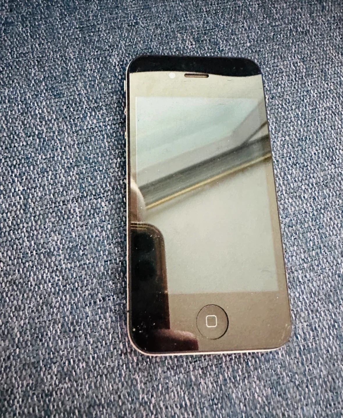 NOT WORKDING Apple iPhone 4 Black