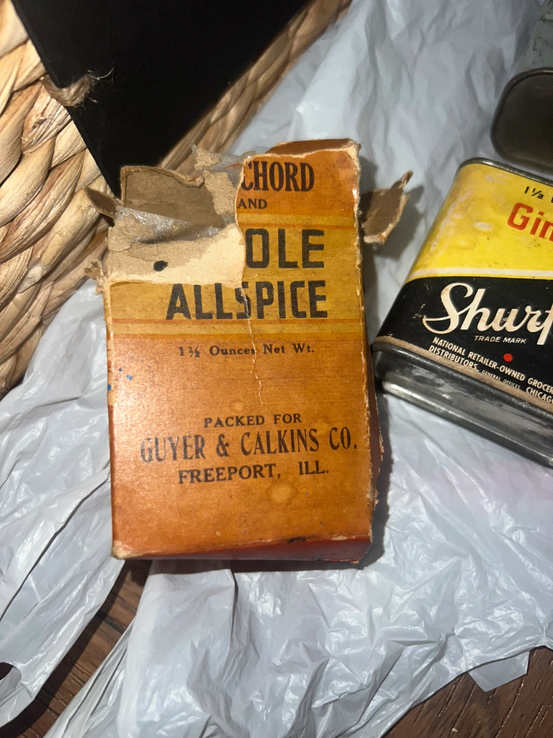 Vintage Collection of Decorative Spice and Product Tins - photo 2