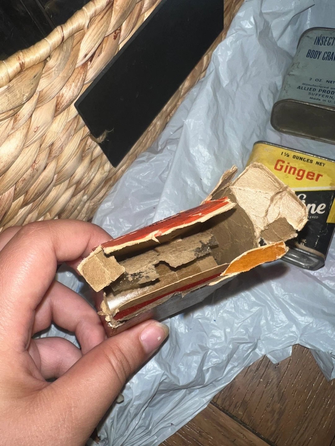 Vintage Collection of Decorative Spice and Product Tins - photo 3