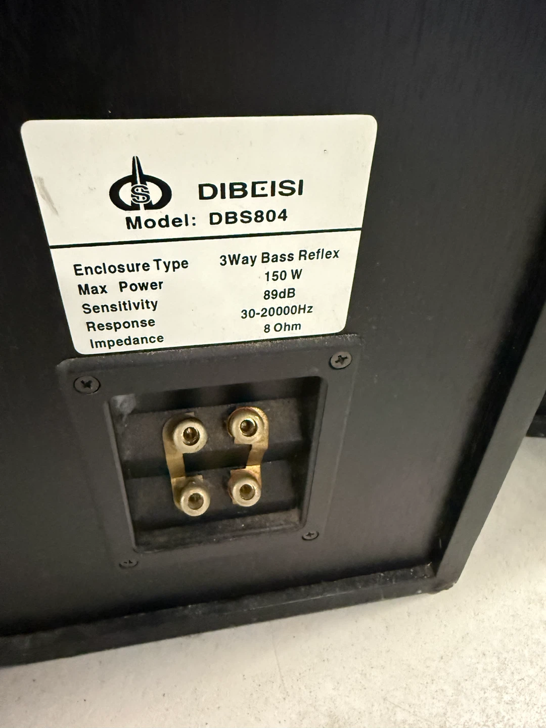 Dibeisi DBS804 3-Way Bass Reflex Speakers