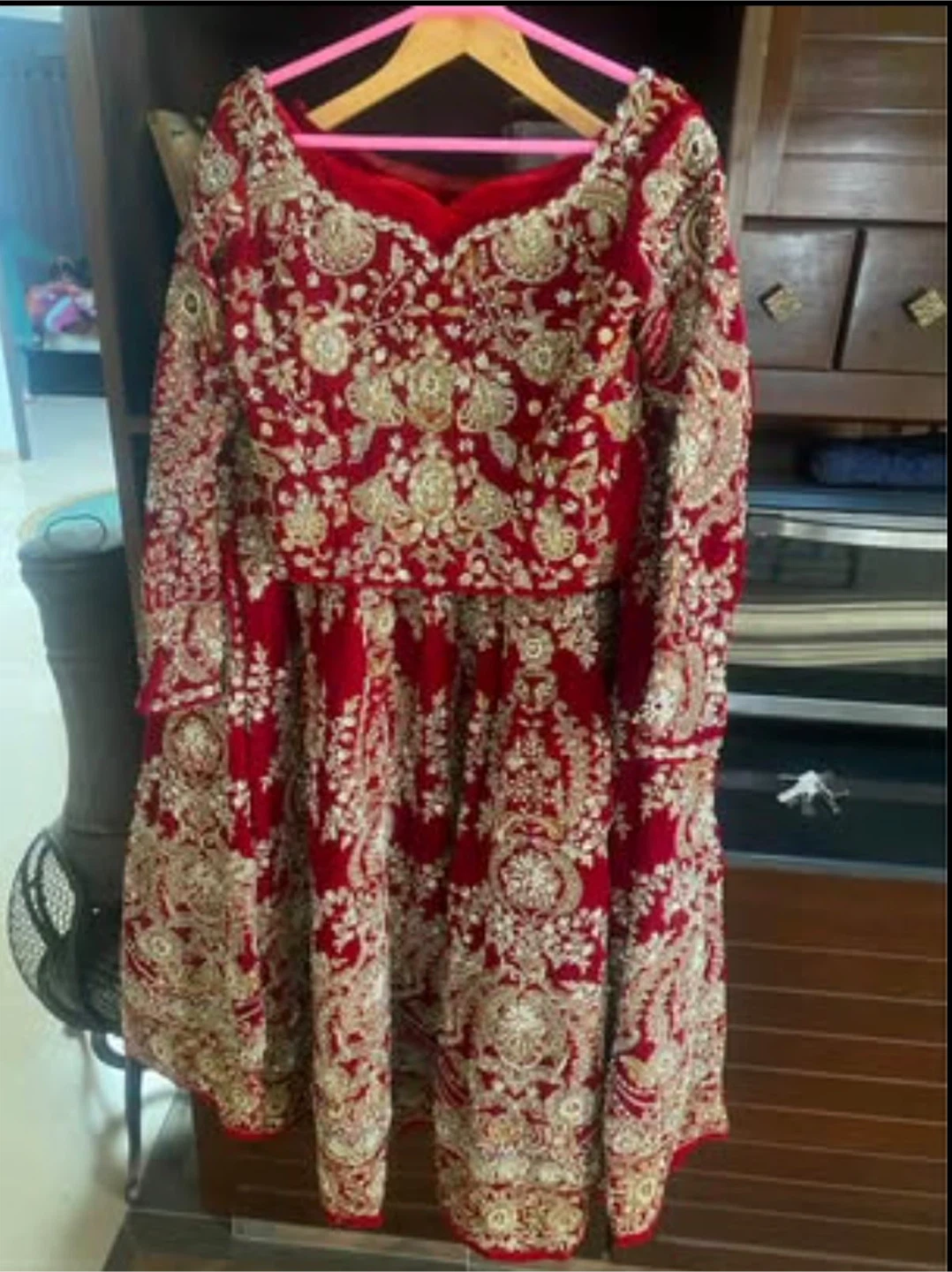 Designer (Sabyasachi) Red Velvet Bridal Lehenga - photo 4