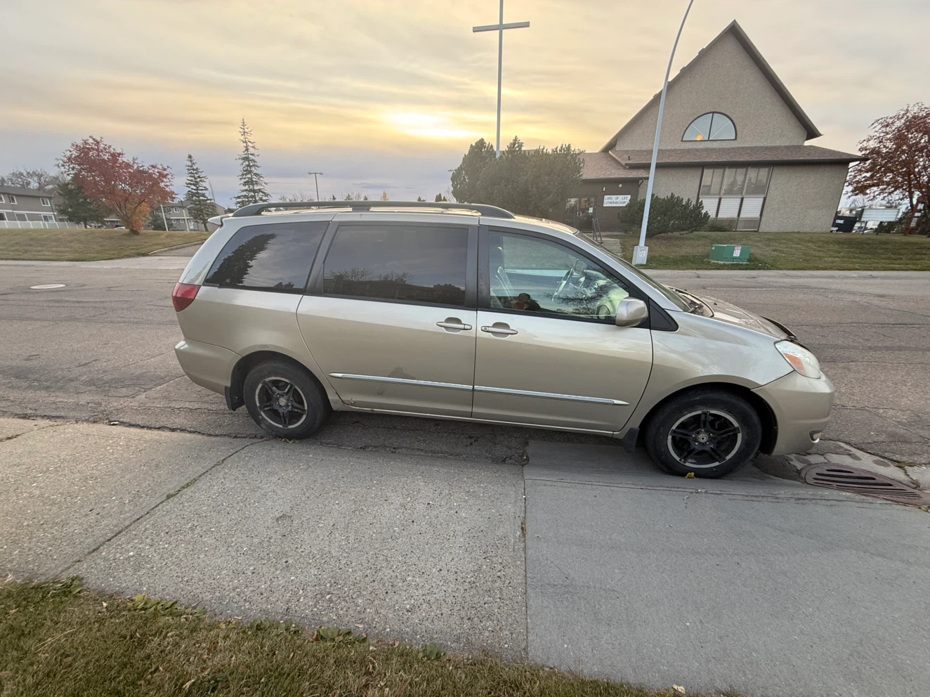 Toyota Sienna XLE Limited AWD
