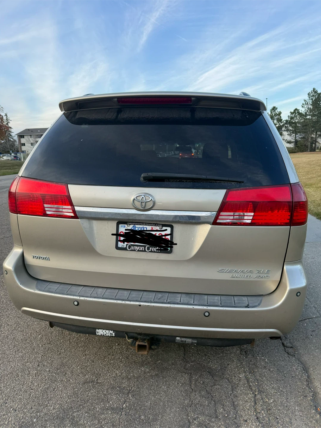 Toyota Sienna XLE Limited AWD - photo 2
