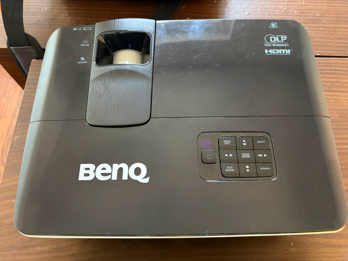 BenQ MH680 Digital Projector