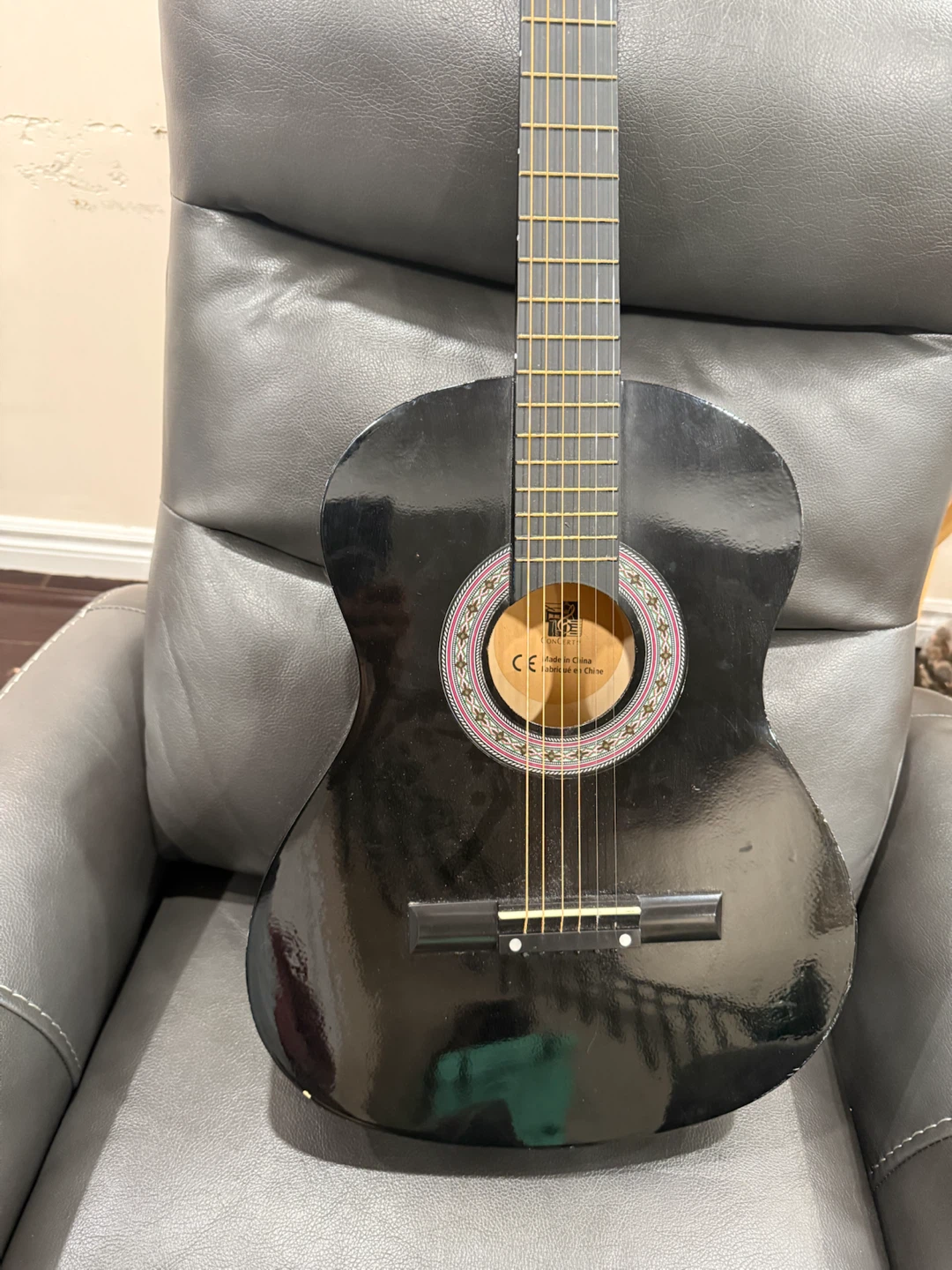 Concert Acoustic Guitar Black