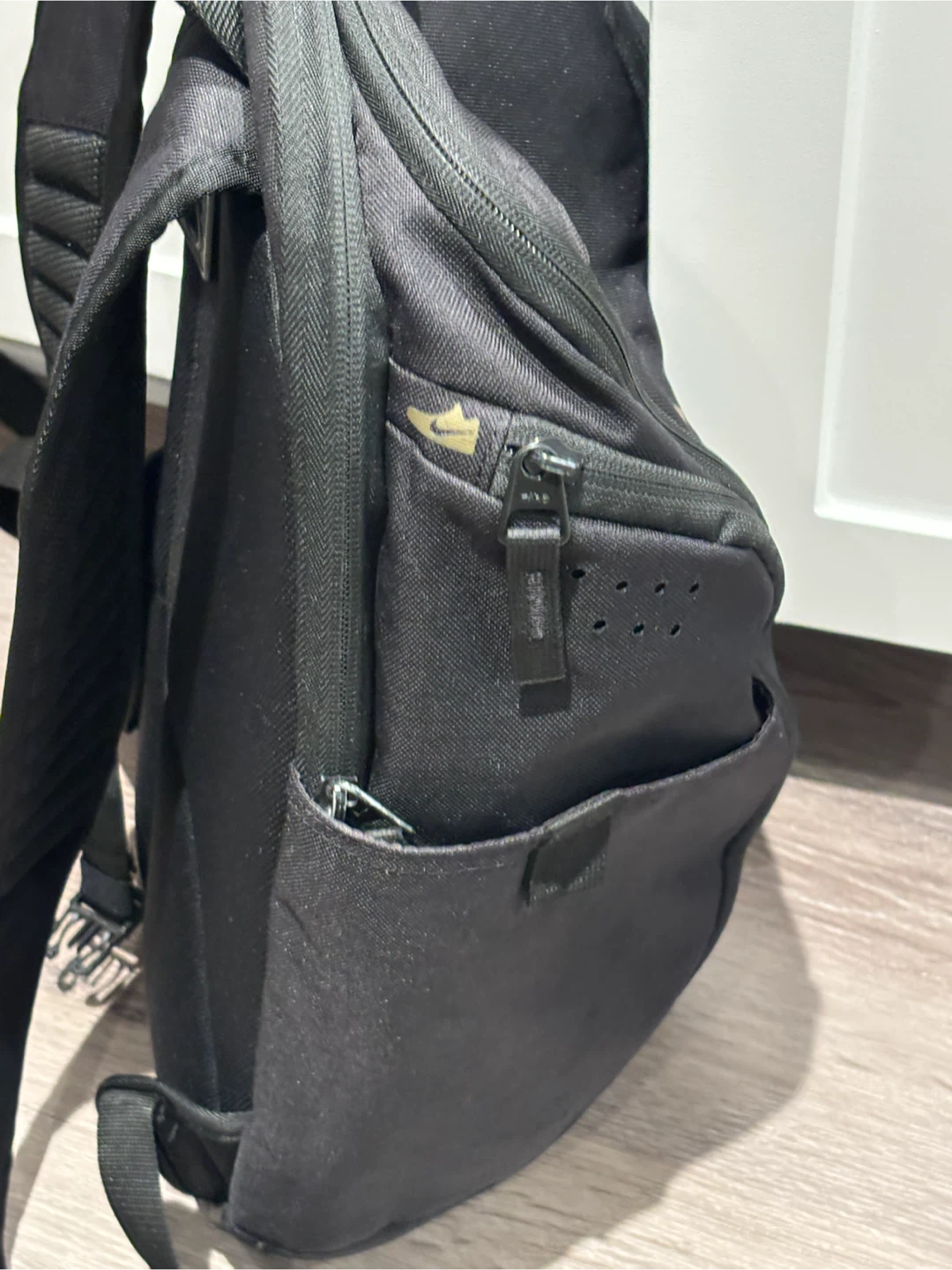 Nike Hoops Elite Pro Basketball Backpack Black and Gold - photo 3