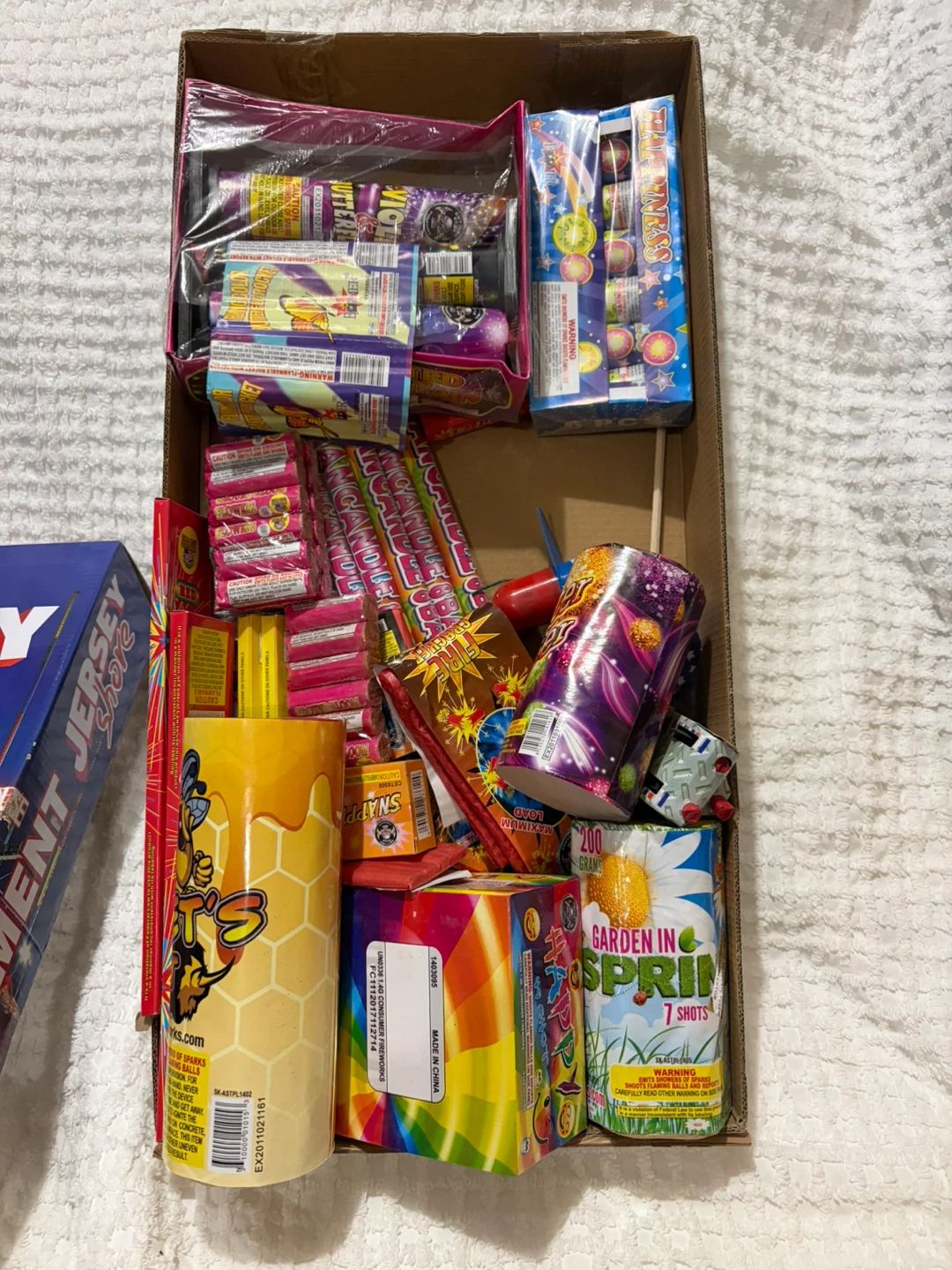 Sky King Jersey Shore Fireworks Assortment - photo 2