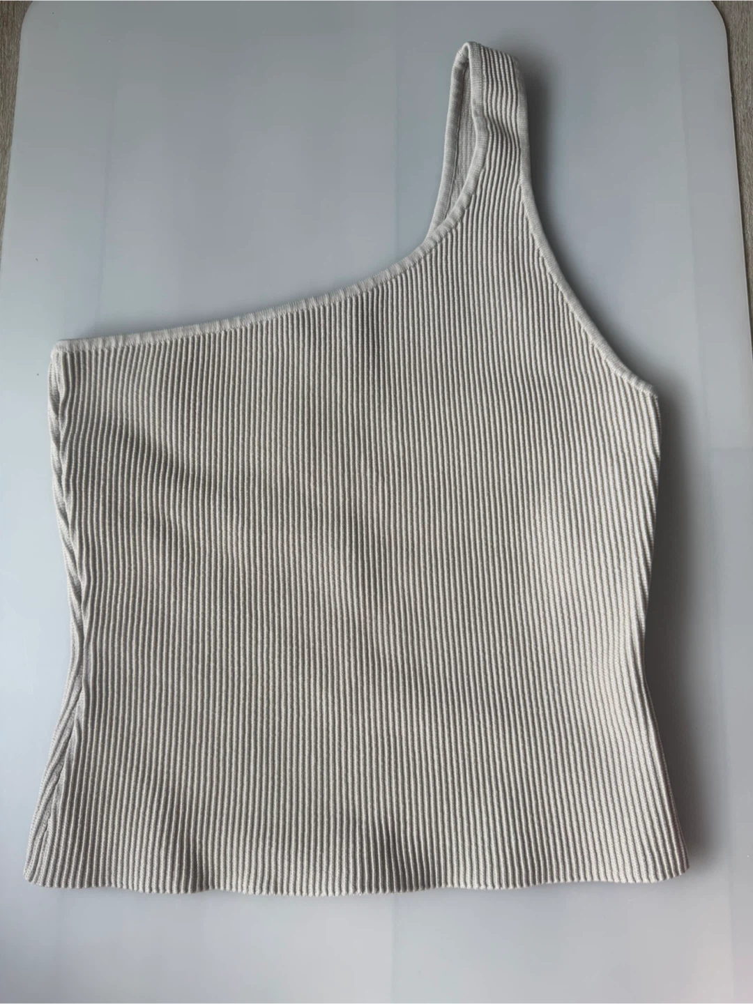Babaton Ribbed One-Shoulder Tank Top Large - photo 2