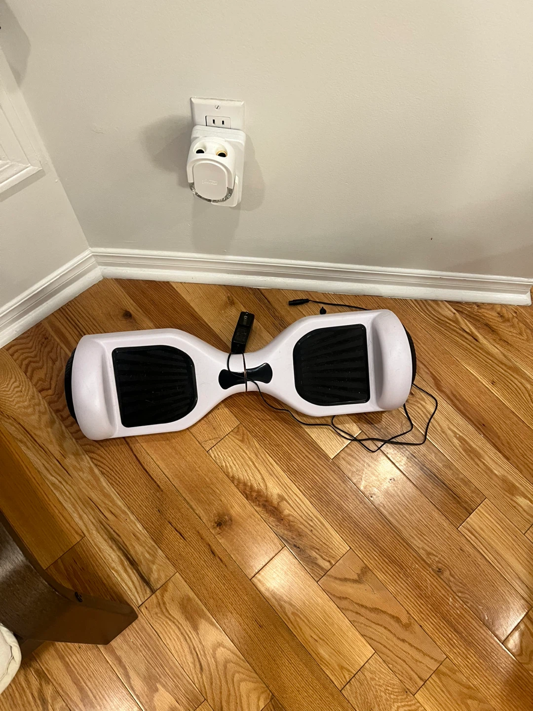 White Hoverboard with Charger