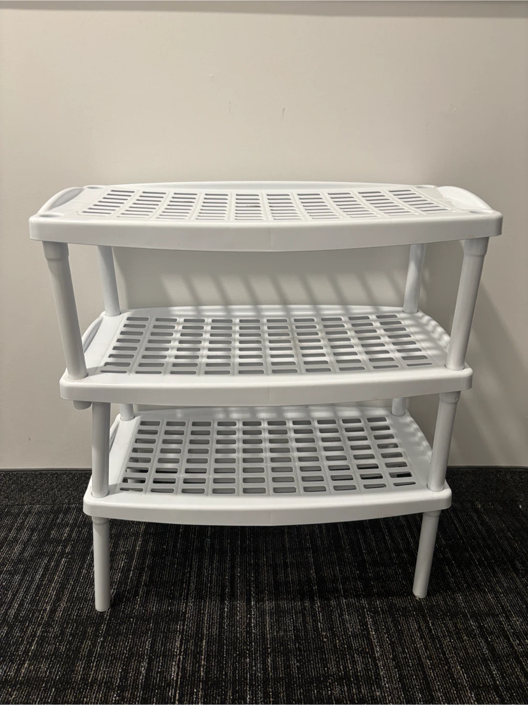 Shoes rack