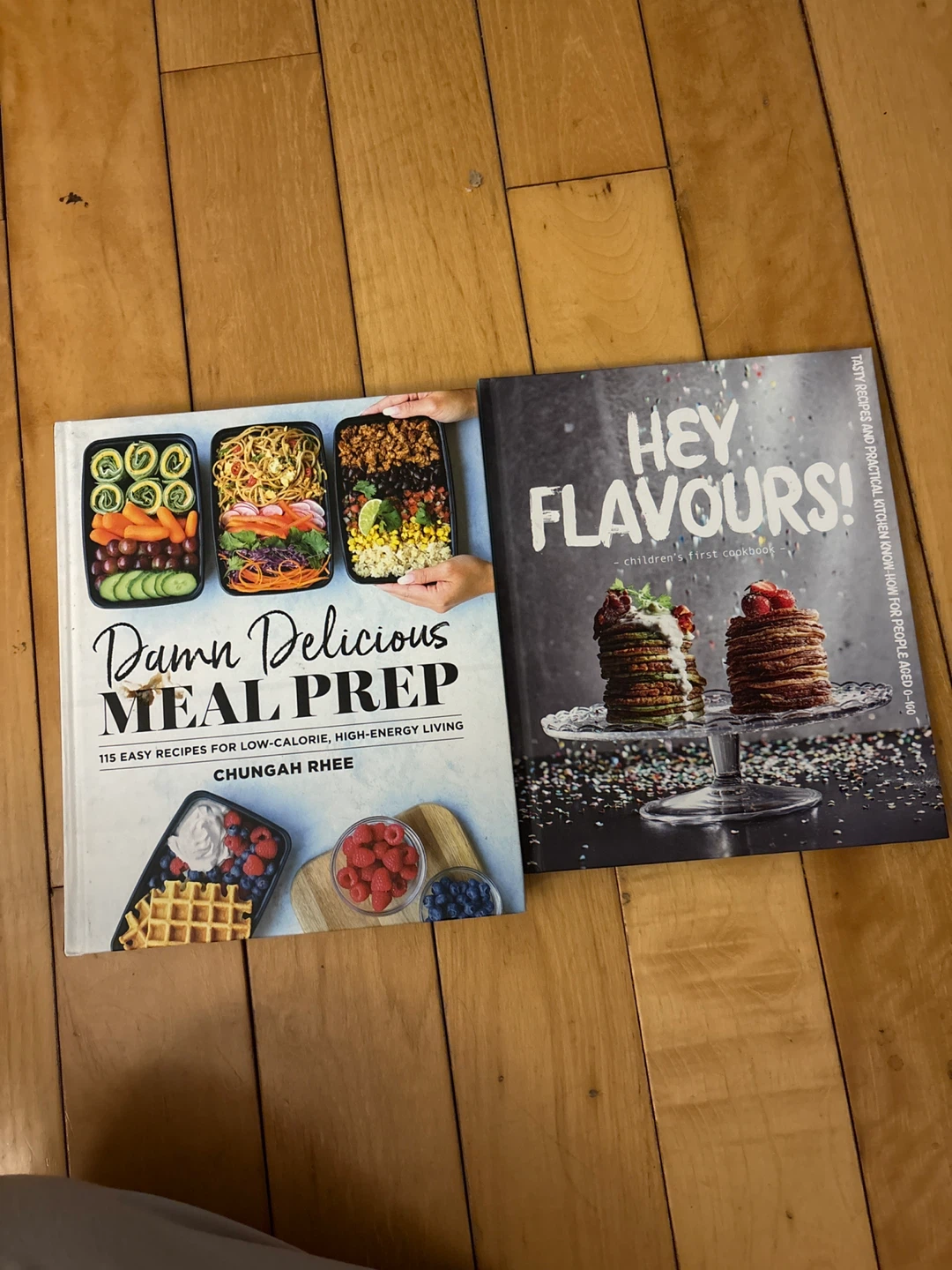 Divorce sale: cookbooks