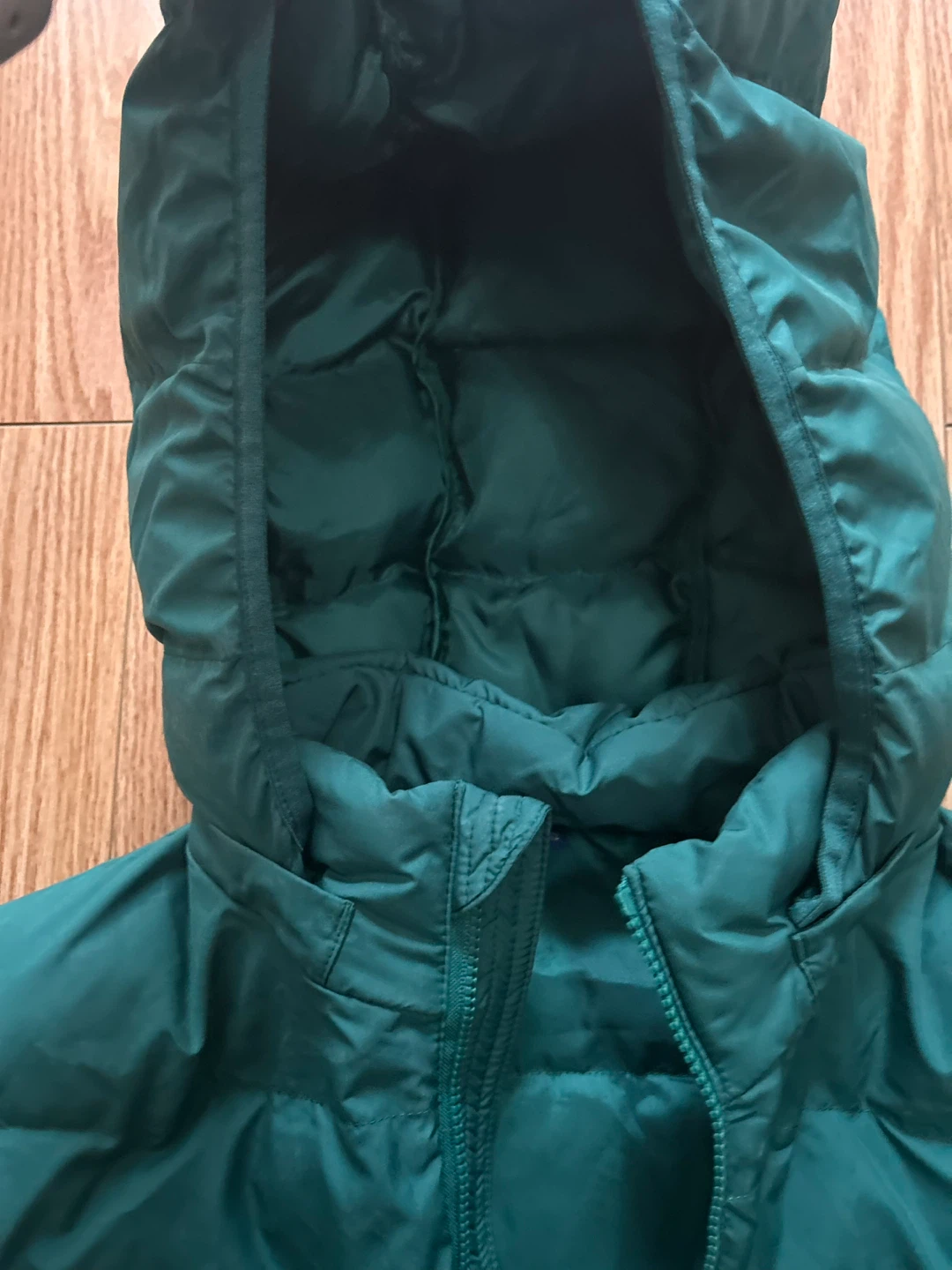 Uniqlo Kids Hooded Puffer Jacket Green Size 11-12 - photo 3