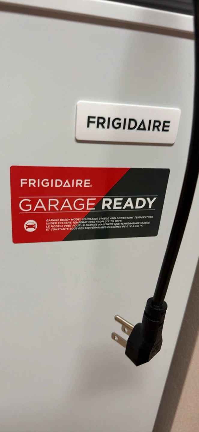 Frigidaire Mini Deep Freezer - photo 2