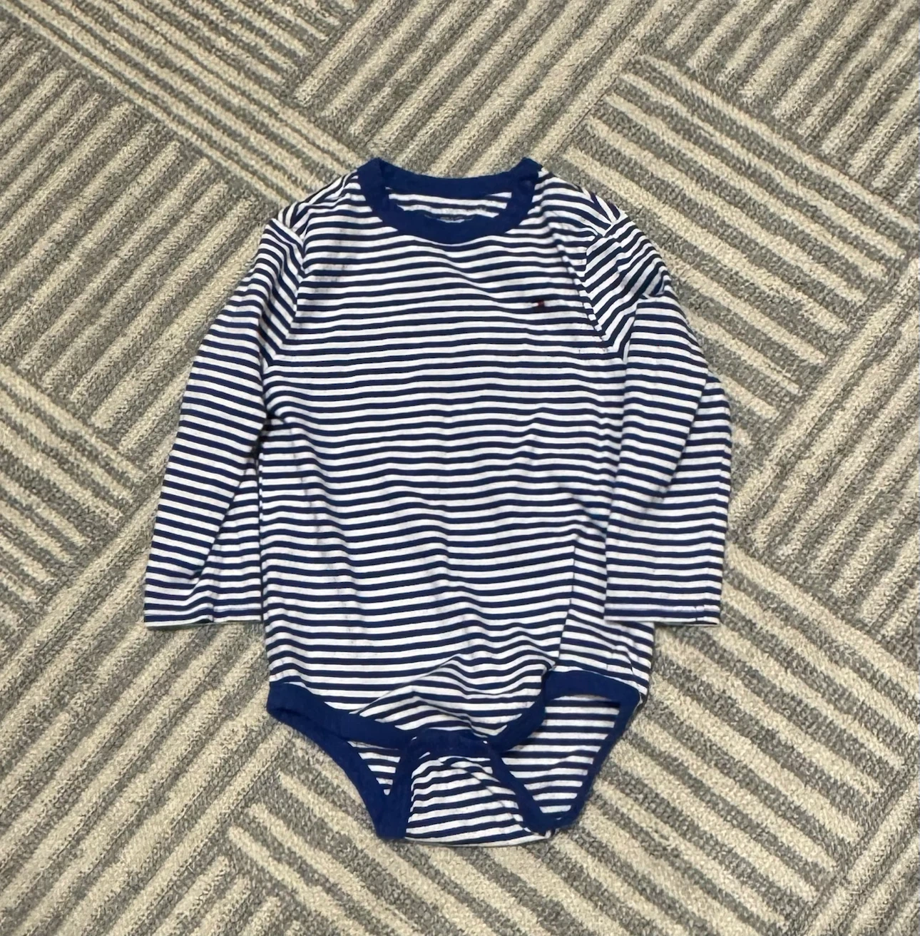 Tommy Hilfiger Baby Body Vests - photo 4