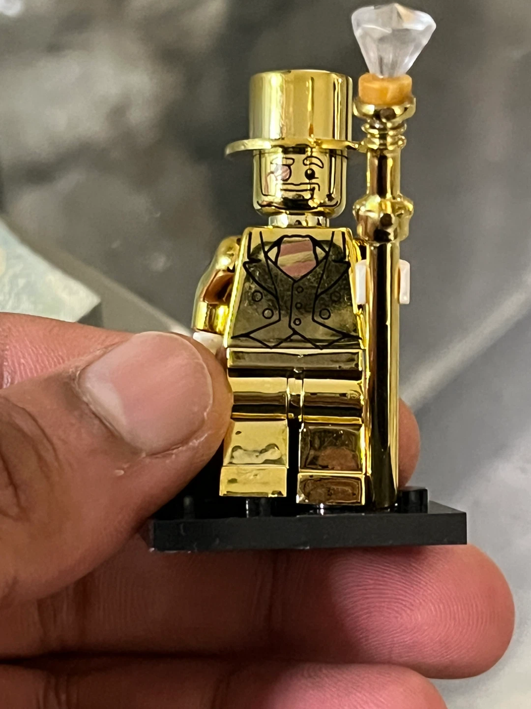 LEGO mr gold custom Minifigure - photo 4
