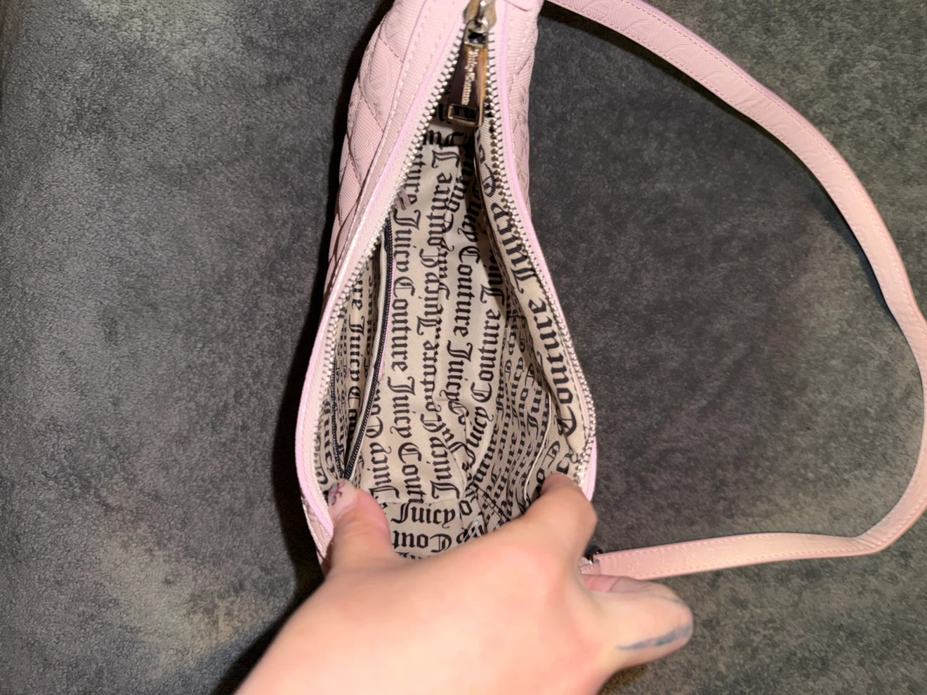 Juicy Couture Pink cross body bag - photo 3
