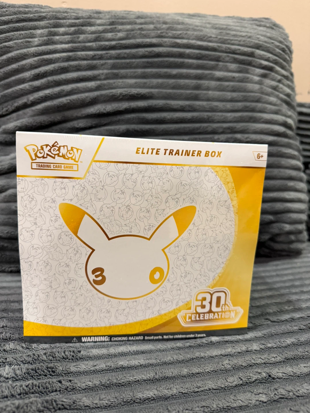 Pokémon TCG 30th Celebration Elite Trainer Box